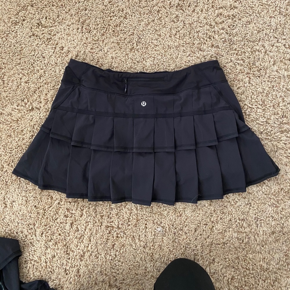 Lululemon Black tennis skirt size 12 (#1 of 2)